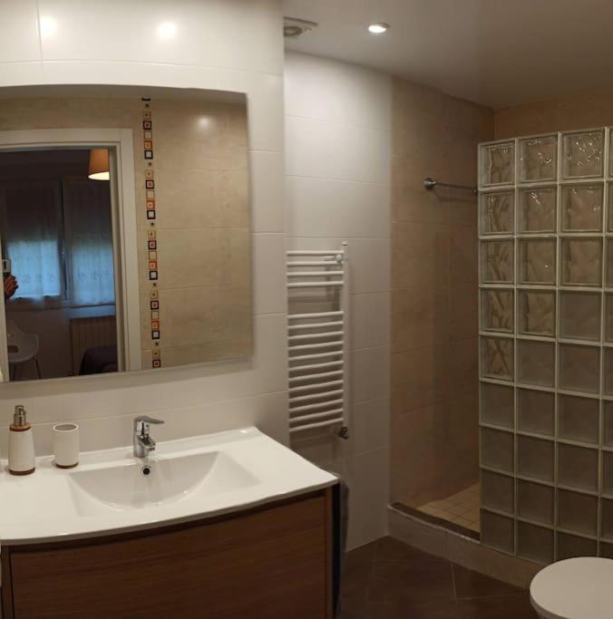 Acogedor Y Precioso + Parking Privado Apartamento